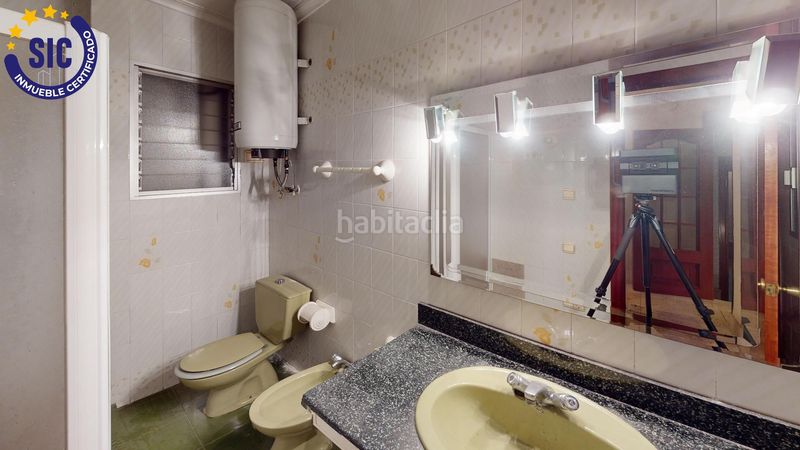 Foto 1af0384e-ba56-4240-a836-4206df36a45d. Casa a calle vall 10 a Alcora (l´)
