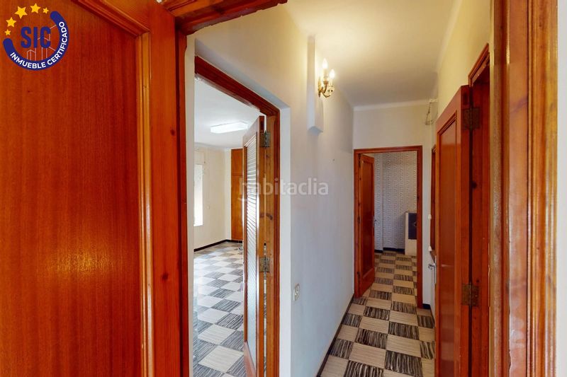 Foto b046430b-2968-4bfe-b04f-3e6123f72d59. Casa a calle vall 10 a Alcora (l´)