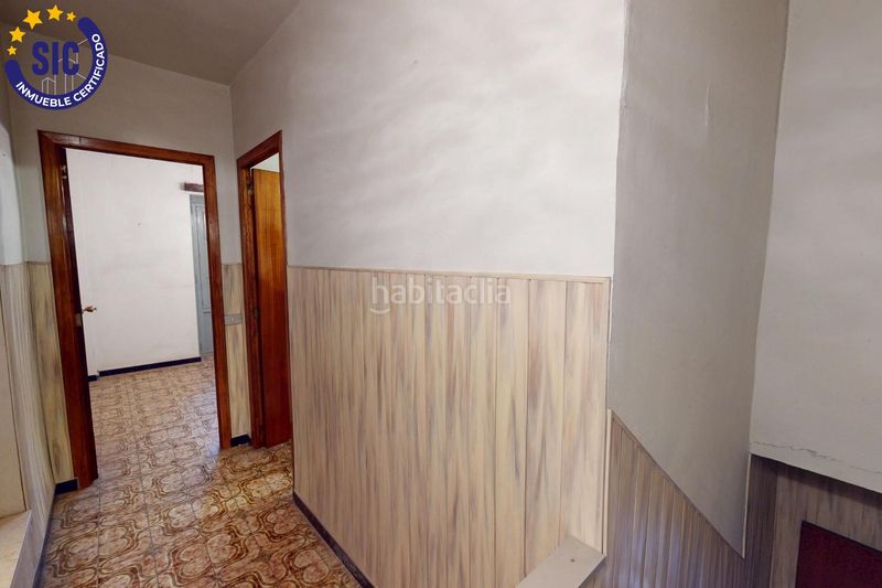 Foto bd88ddb9-8c0c-444a-a9ab-1ef5b7e3c438. Casa a calle vall 10 a Alcora (l´)
