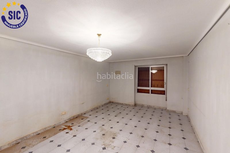 Foto c00bbbad-4e2f-48ec-92fc-89269e63d36c. Casa a calle vall 10 a Alcora (l´)