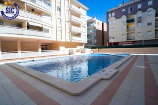 Apartment in Calle goya 97. Espectacular piso de ciudad con 3 dormitorios, piscina y cabina