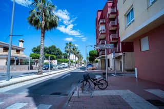 Pis  Avenida plana de la 50. Piso ideal en el pueblo de oropesa y con plaza de parking.