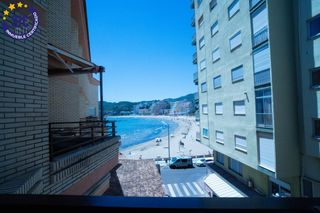 Apartament a Calle almeria 26. Apartamento dúplex  de 3 dormitorios, 2 baños, aseo y garaje en