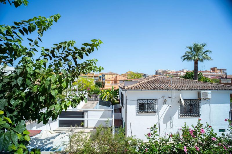 Foto 1c587eac-59e3-4e55-9bb6-37c90e94d618. Casa adossada a calle e calatayud 49 a Playa Morros de Gos Oropesa del Mar
