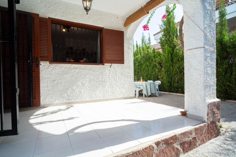 Foto 44eac326-4778-48d6-8005-429406804730. Casa adossada a calle e calatayud 49 a Playa Morros de Gos Oropesa del Mar