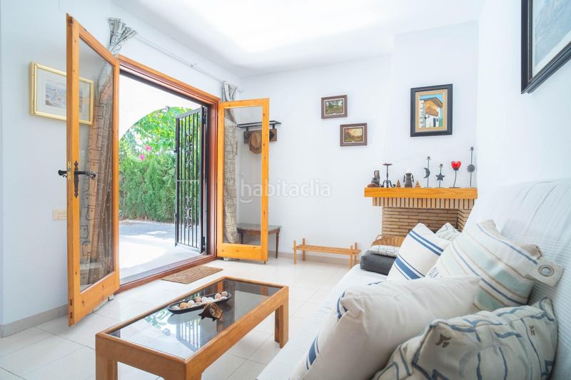 Foto f00d8a7e-e5c1-4802-b4eb-6a2cd80ca6fa. Casa adossada a calle e calatayud 49 a Playa Morros de Gos Oropesa del Mar