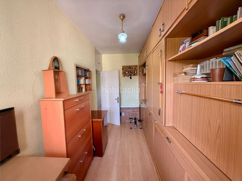 Foto f2ad576e-da62-40f3-aa1c-6b22505135e6. Piso en Palomeras Bajas Madrid