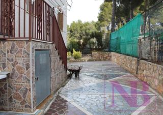 Chalet  Carrer r. Impresionante chalet de 6 hab