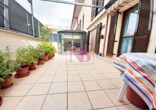 Pis a Carrer de beatriu de queralt 5. Magnifico piso con terraza