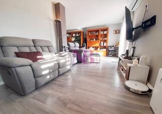 Attique  Carrer de l'estrella. Ático con terraza