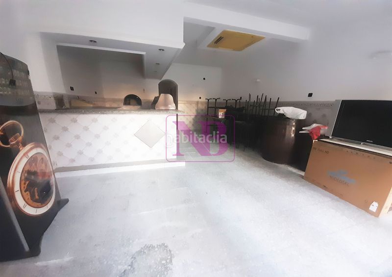 Foto 1b4f1fe1-53b7-4cf3-97b6-e276346a6894. Local comercial en carrer de jaume balmes 4 local comercial en Vila-seca