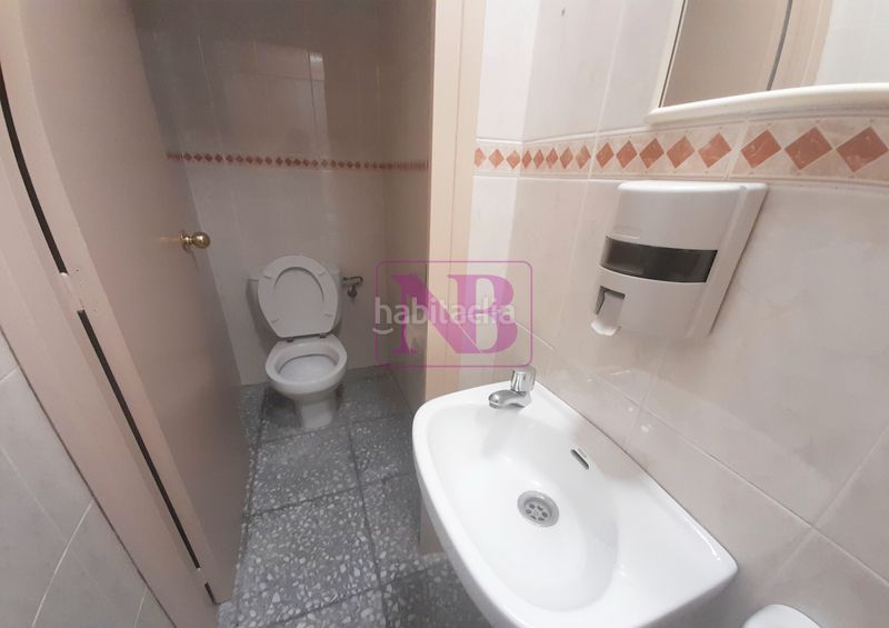 Foto b7c5003e-f18f-4f31-a719-0967f0b91021. Local comercial en carrer de jaume balmes 4 local comercial en Vila-seca