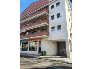 Aparcament cotxe a Mestre pere pou 15. Parking en venta en palausolità i plegamans