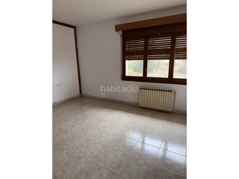 Foto dc2f731c-3d28-46df-9c8f-fa7b06b2b954. Casa con riscaldamento parcheggio in Palau-solità i Plegamans