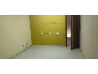 Rent Office space in Palau-solità i Plegamans. Oficina en alquiler. 1a planta