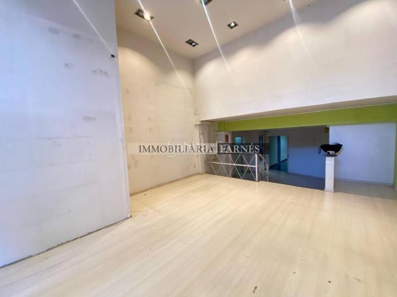 Foto 6dea09fb-80a6-4de7-921d-fe2bf140db1e. Alquiler local comercial local en alquiler en la Creu Alta08208 en Sabadell