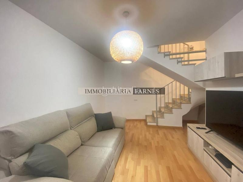 Foto a64193ce-8de1-4b9e-85ee-12042fe0c77e. Zweistöckige wohnung mit heizung in Sant Feliu de Codines