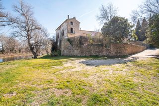 Casa en Esponellà. Casa con 4 habitaciones con calefacción y vistas a la montaña