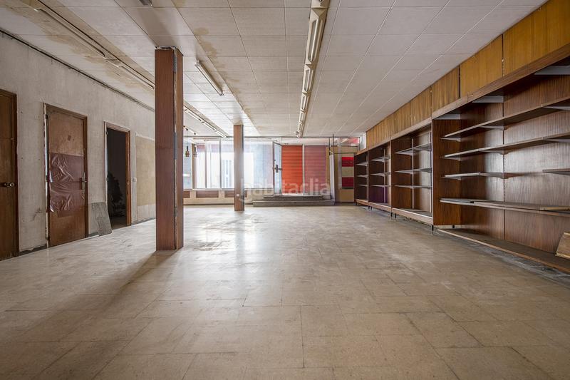 Foto dfa2886c-fc31-4143-bb59-1875e62f5470. Local commercial dans Banyoles