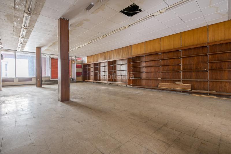 Foto f4073721-7463-43e2-973a-20d38d73d6e5. Local commercial dans Banyoles