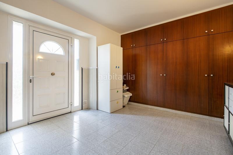 Foto b5bc8f9e-a088-46eb-84d9-d2170562eaca. Casa aparellada amb calefacció a Banyoles