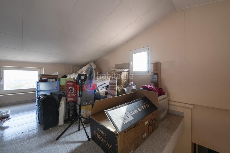 Foto d52d8ef4-2bab-48f0-8b8b-f4b79b949929. Casa aparellada amb calefacció a Banyoles