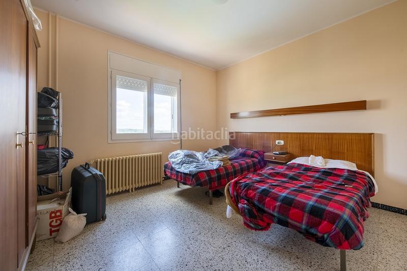 Foto 34783ab5-ba17-4f38-8709-6042f3020bd8. Casa amb calefacció aparcament a Banyoles