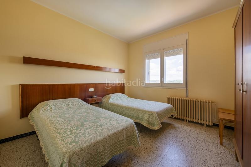 Foto a47d4dab-dd08-4a9e-bfde-b88b3c360abf. Casa amb calefacció aparcament a Banyoles