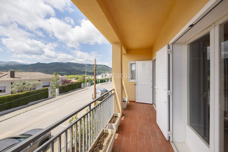 Foto b4aef88c-1df6-4c7b-9c2a-9d2b949bb951. Casa amb calefacció aparcament a Banyoles