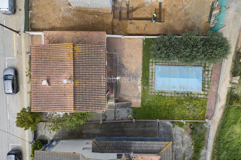 Foto f55f6d3e-a24a-4c72-9b09-9df45e98f3e3. Casa amb calefacció aparcament a Banyoles