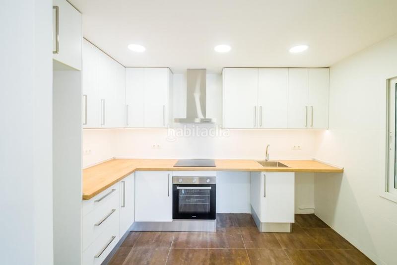 Foto 4ca0b1f0-4d1d-4b54-9b67-1b7c867612e4. Penthouse with heating in Platja Gran Palamós