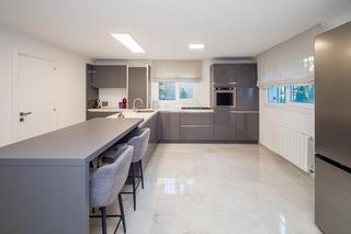 Casa a schiera in Los Pinos-Politur