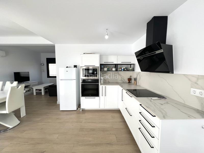 Foto cccd9be3-98af-4454-858a-0f25623827a2. Maison jumelée avec chauffage dans Eixample Sant Feliu de Guíxols