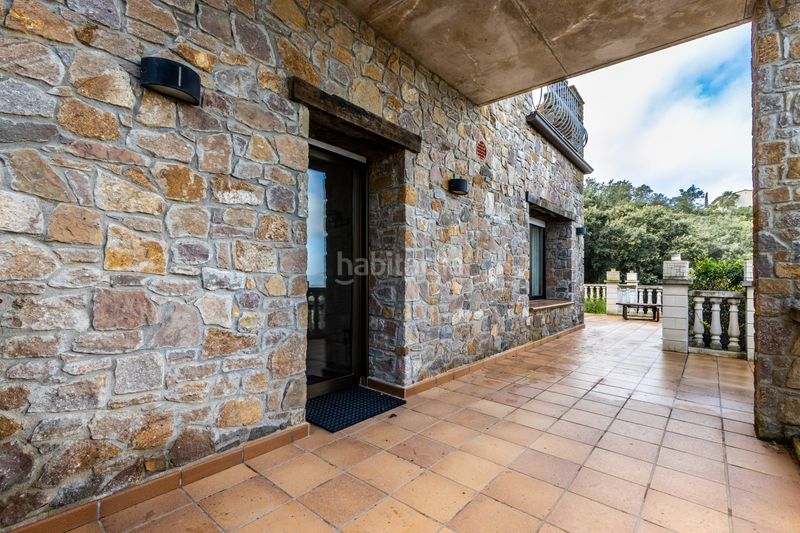 Foto f285df33-1d9b-43e9-acb0-91027b71efa9. Casa aparellada amb calefacció aparcament a Sa Riera-Sa Fontansa Begur