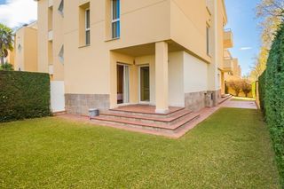 Rez-de-chauss�e dans S�Agar�