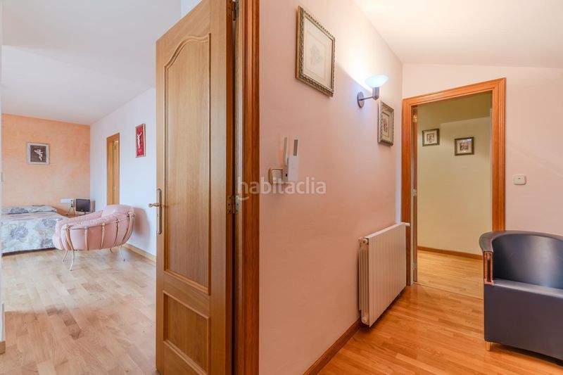 Foto 5b9b20dd-7da6-418c-a312-abd1f1c167e0. Casa adossada amb calefacció aparcament a Nord Roses