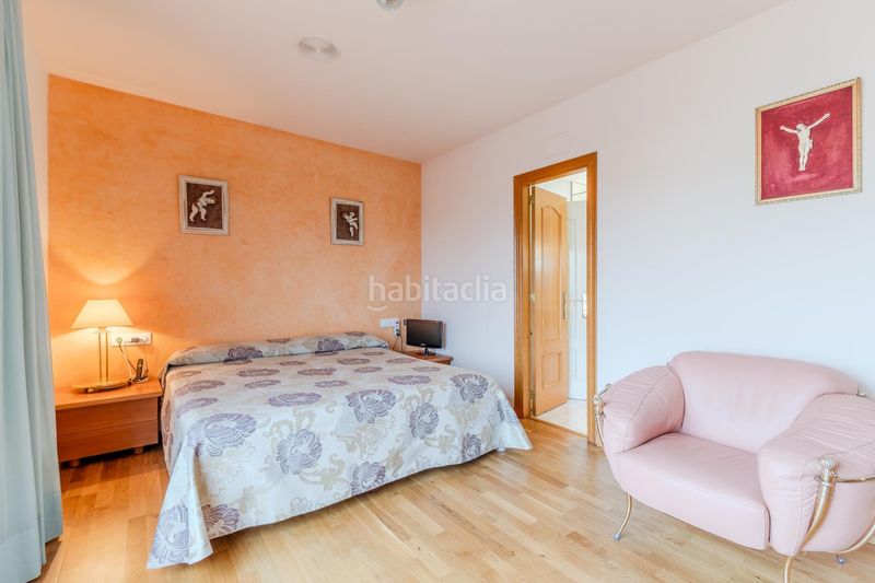 Foto cc199ba1-5935-412a-b569-cbe8bd046f9c. Casa adossada amb calefacció aparcament a Nord Roses