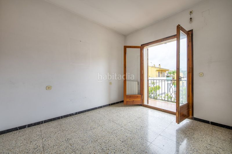 Foto a310faa7-1856-424e-a9ff-bced85fb8f87. Casa adossada amb calefacció aparcament a Banyoles
