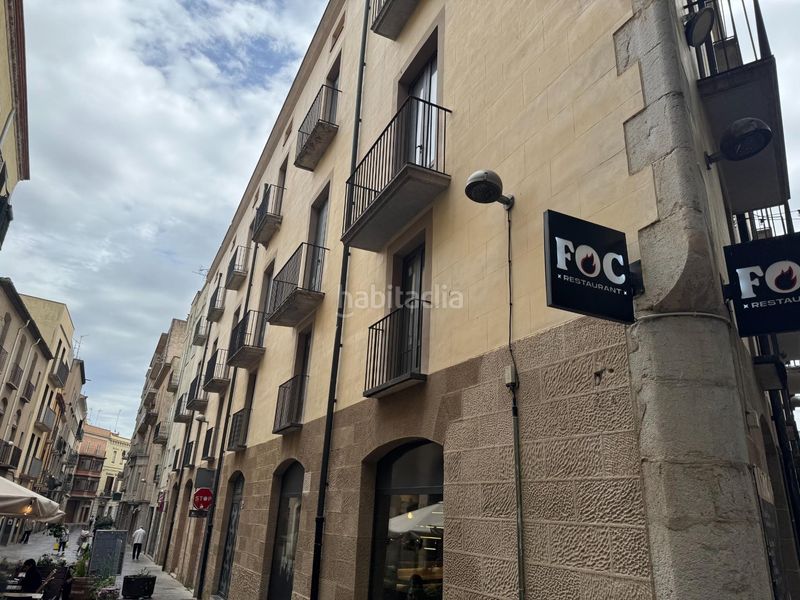 Foto 8ab0dde7-0b5b-41a4-aee0-d47b298c41d1. Edificio en Centre Figueres
