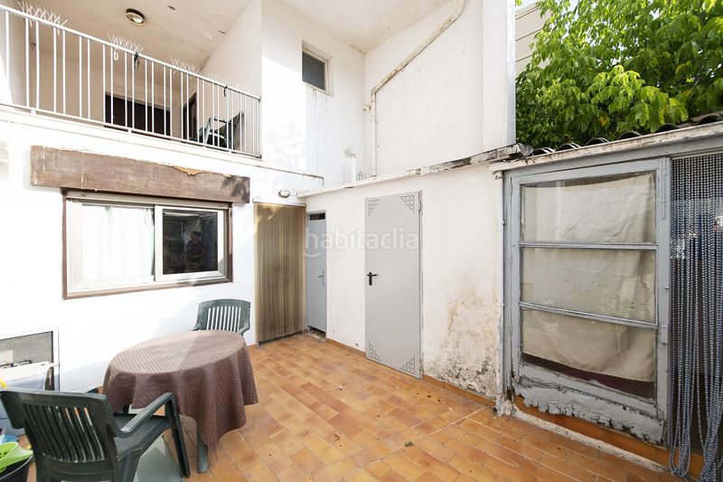 Foto 7e086d7e-6309-4e14-a325-f487da052113. Casa aparellada amb calefacció a Banyoles