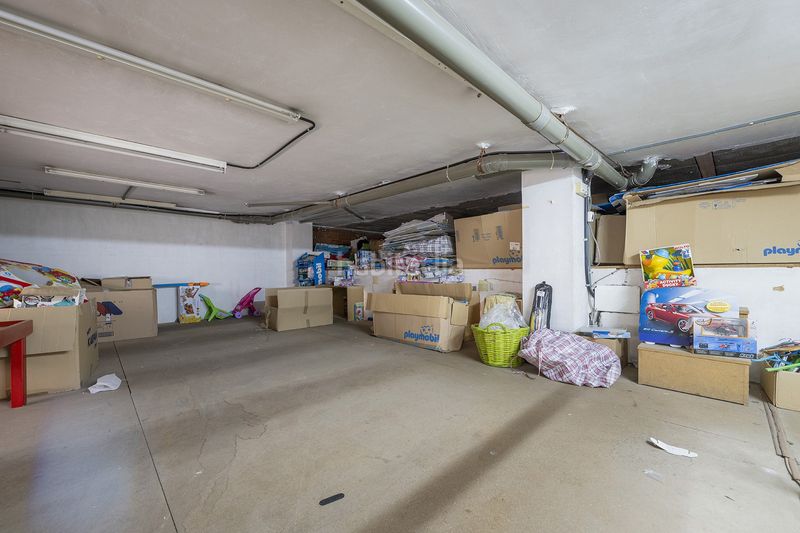 Foto a5a9a859-074e-492f-a16e-4aadc3adfde4. Local comercial a Banyoles
