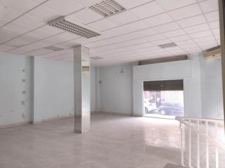 Local Comercial en Puente Tocinos. En puente tocinos se vende local comercial