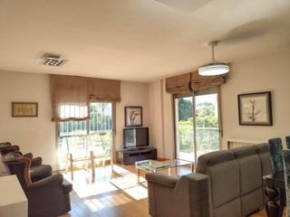 Lloguer Apartament  Calle navengante juan fernandez. Se alquila en la flota estupendo apartamento! muy centrico!