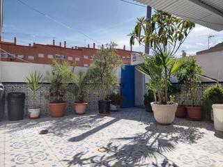 Casa  Calle esperanza. Se vende en los ramos estupenda casa de dos plantas!