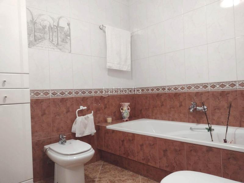 Foto fa5ae66b-8a34-48da-82d9-fcaf93015563. Casa amb aparcament a Los Ramos Murcia