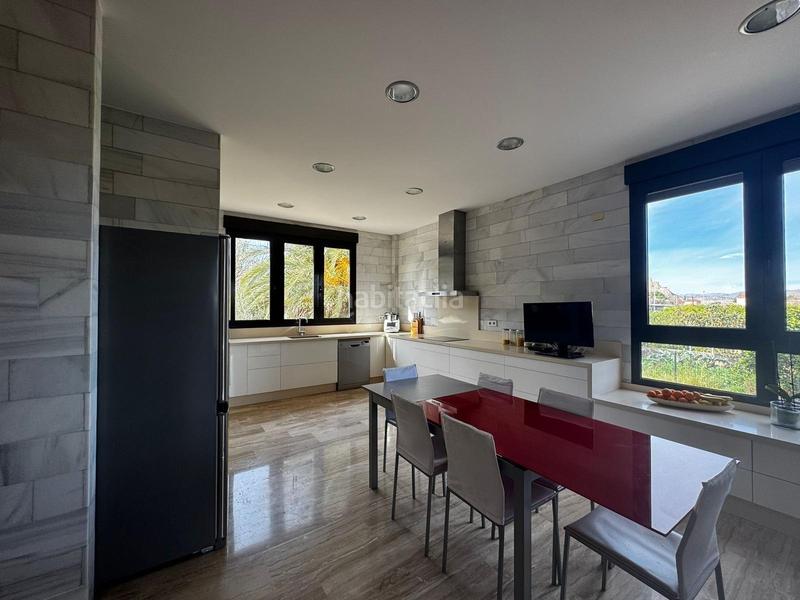 Foto d9fdd300-ba6c-433f-a59a-f8c9b8b1ba32. Chalet avec piscine dans Casillas Murcia