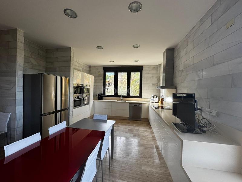 Foto e85886a3-0212-4c2f-93d5-f653b2393432. Chalet avec piscine dans Casillas Murcia