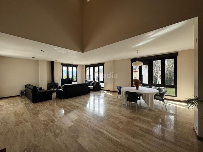 Foto f27b9a47-d584-4f35-9bd2-9dab2e6c0e41. Chalet avec piscine dans Casillas Murcia