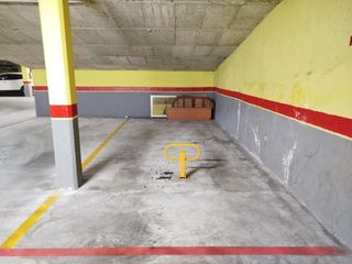 Aparcament cotxe  Paseo paseo florencia. Se vende amplia plaza de garaje en ronda sur!