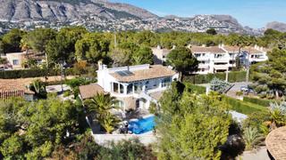 Casa en L´Olla. Villa mediterránea con la última tecnología para el hogar en una